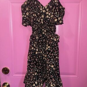 Privy Black Floral Peekaboo Waist Dress with Adjustable Straps‎